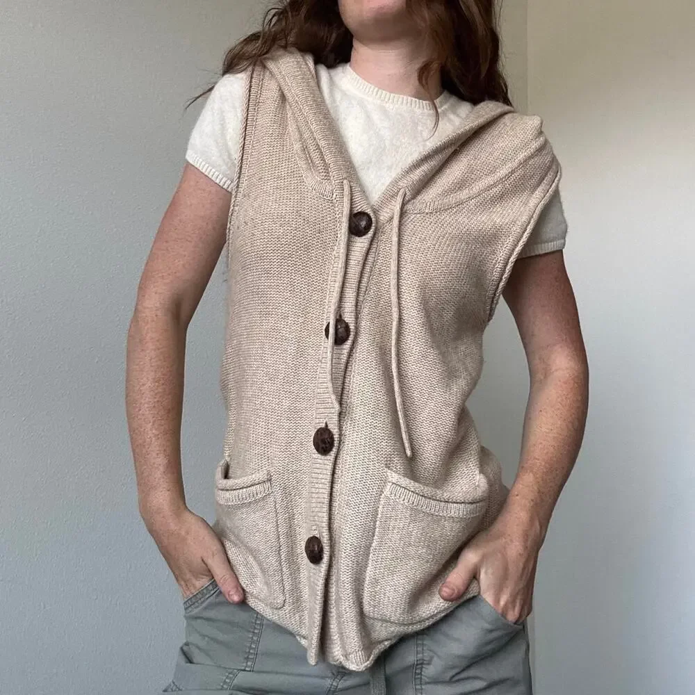 Banana republic cream knit lambswool hooded vest
